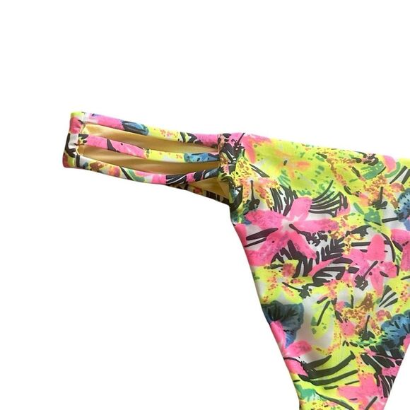 RELLECIGA Floral Brazilian Cut Strappy Bikini Bottom – LARGE NWT - Picture 7 of 13